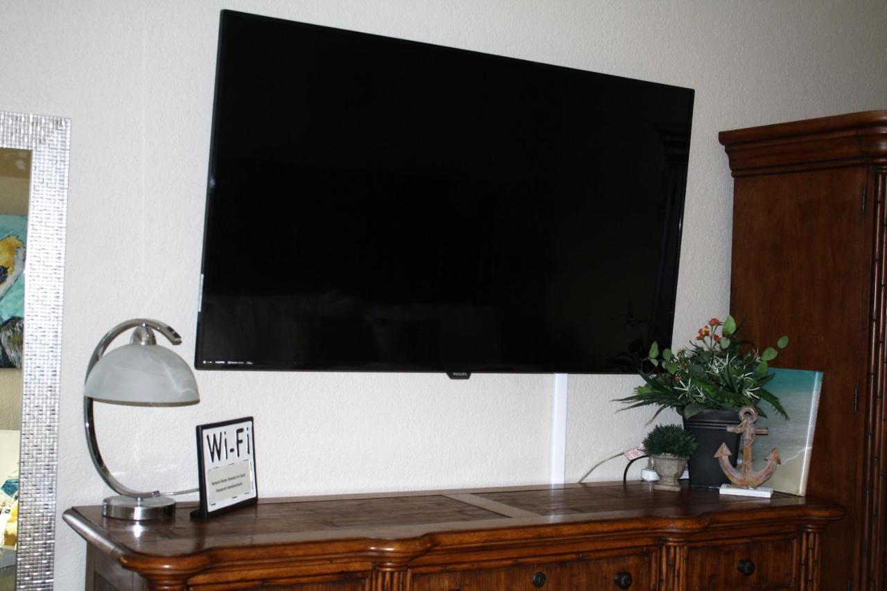 Apartment Bay Mariner - Gorgeous Water Front Condo!