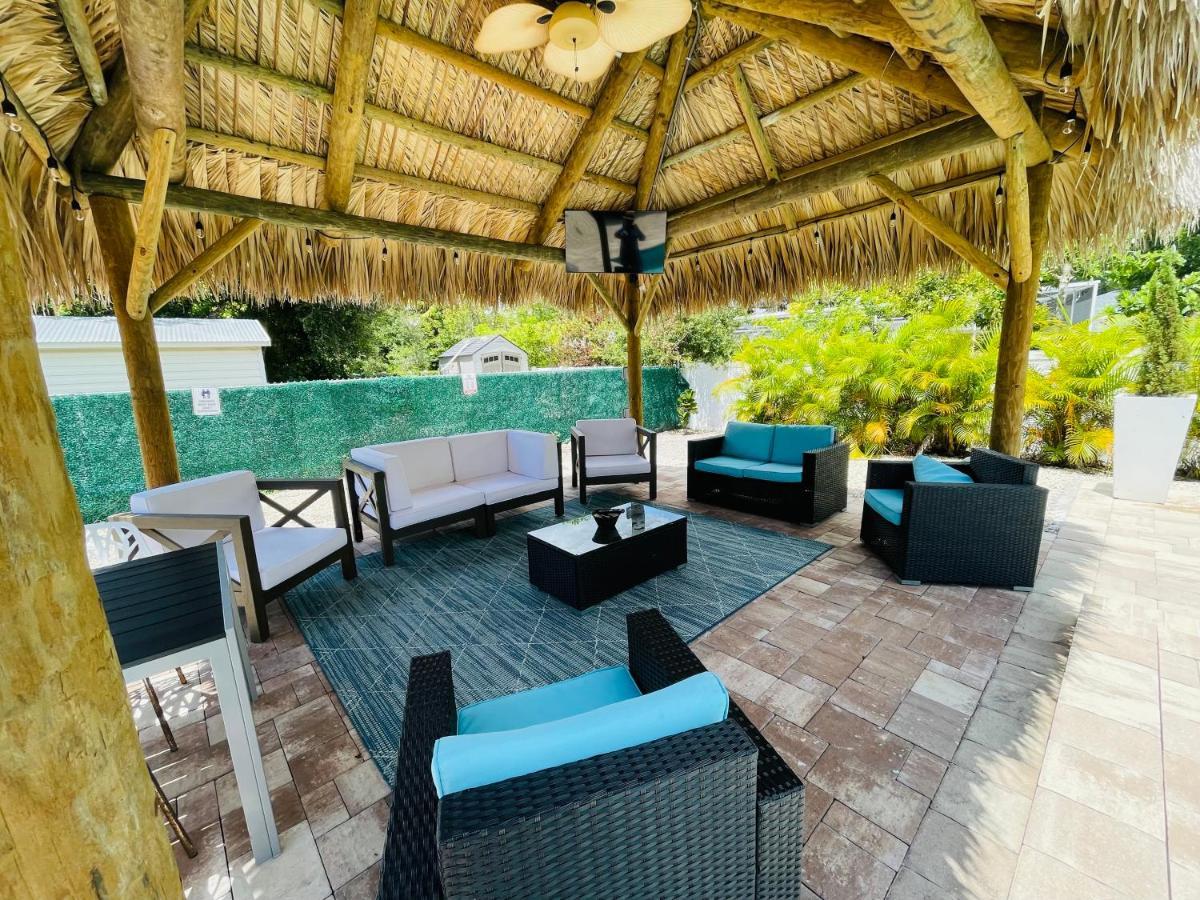 Paradise Heated Pool Near Img & Siesta Key Holiday home