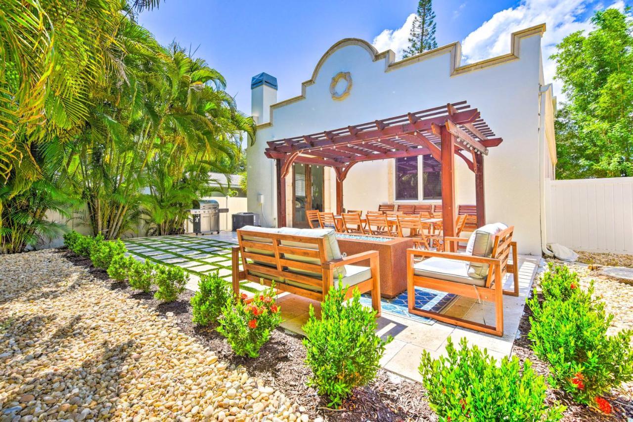 Sunny Abode With Yard About 1 Mi To Dtwn! Holiday home *
