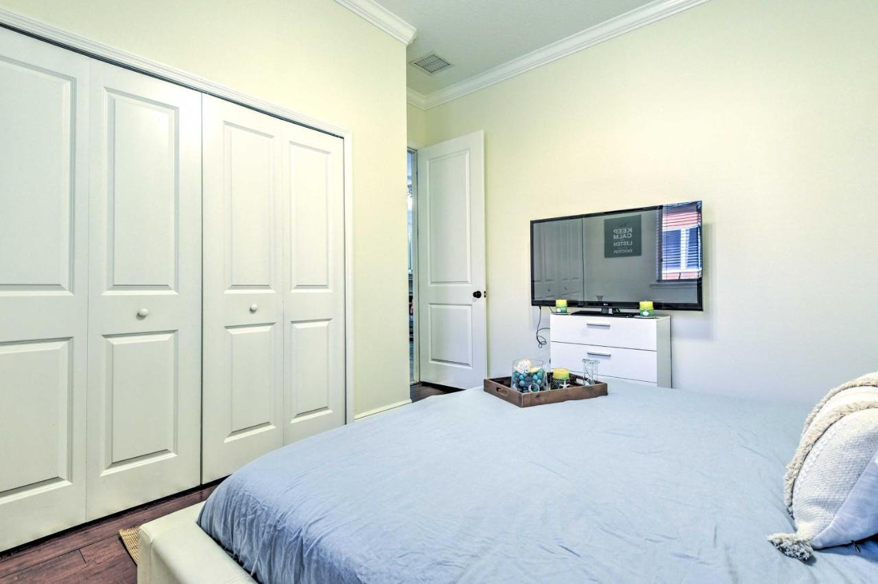 Sunny Abode With Yard About 1 Mi To Dtwn! * Sarasota