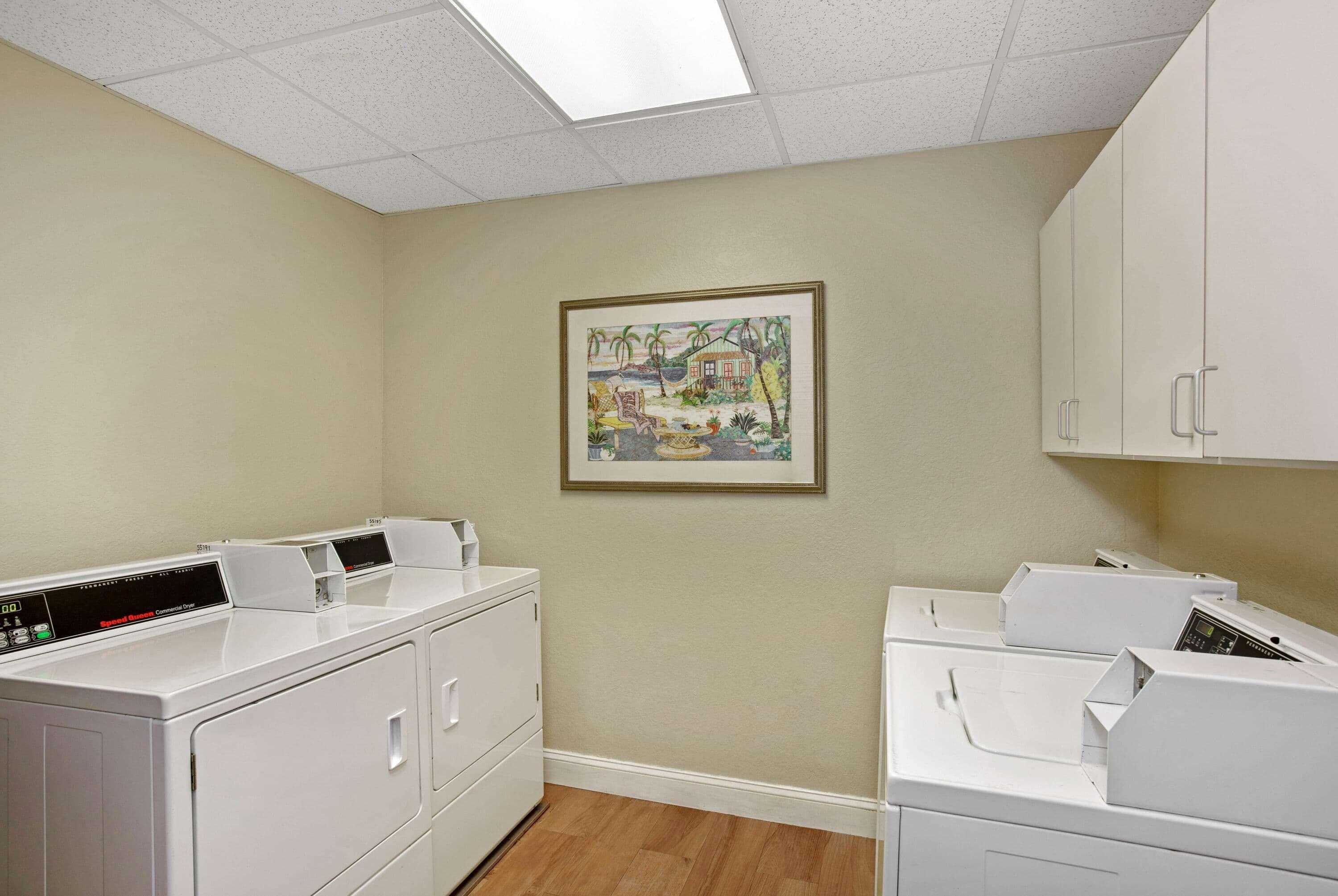 Comfort & Sarasota I75 Hotel