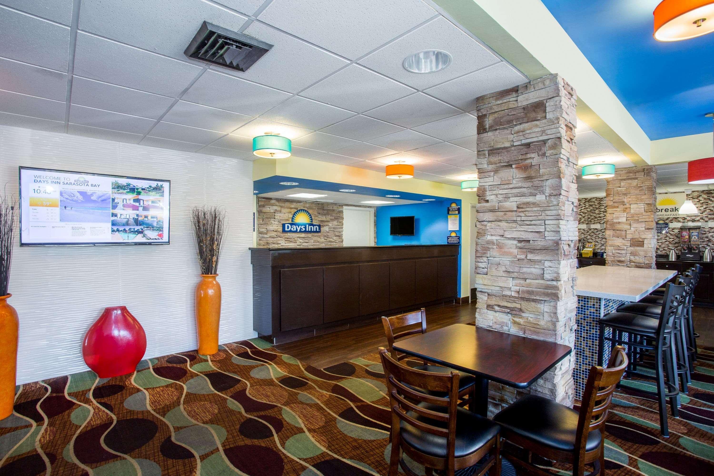 Hotel Days By Wyndham Bay