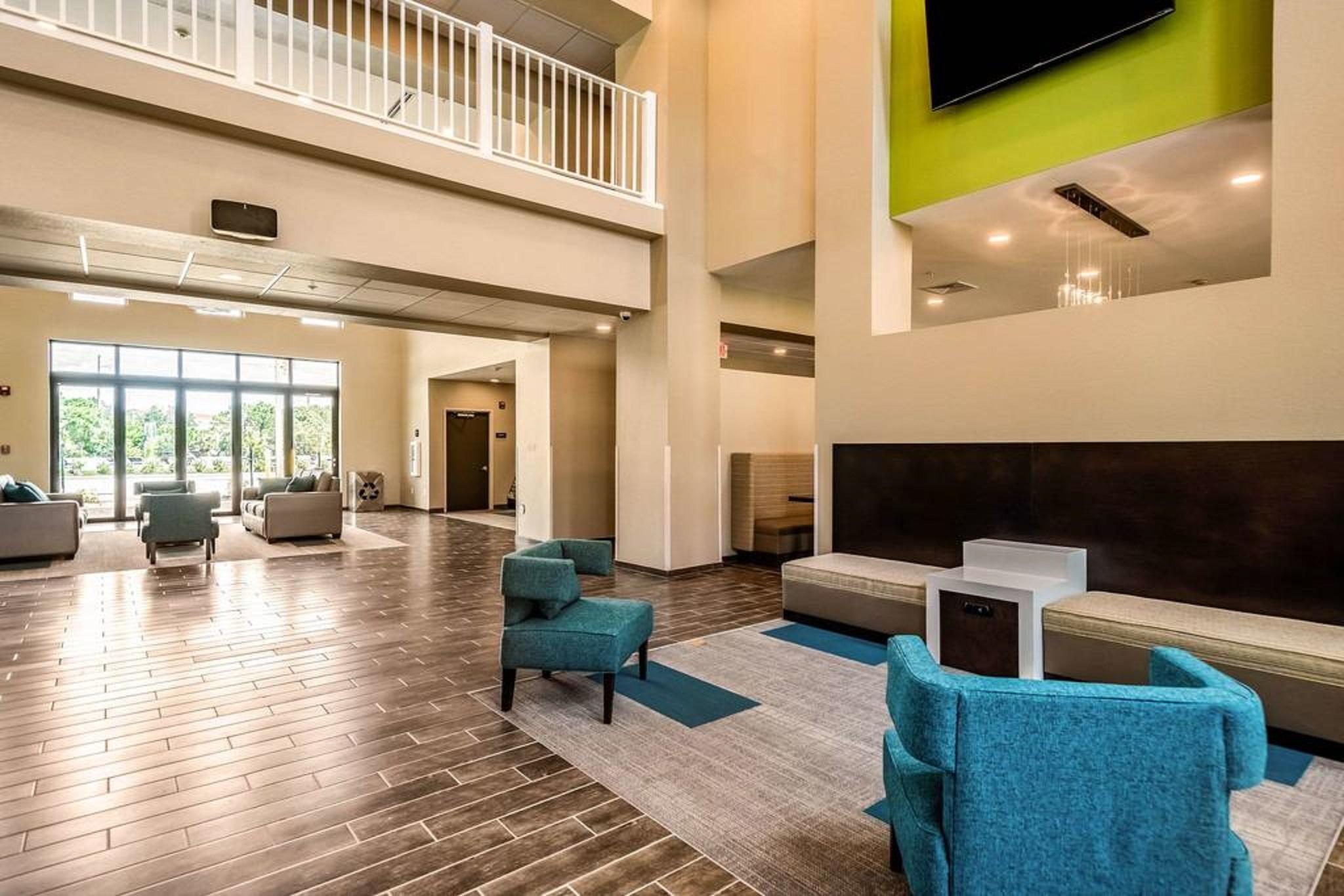 Hotel Magnolia Pointe; Bw Signature Collection