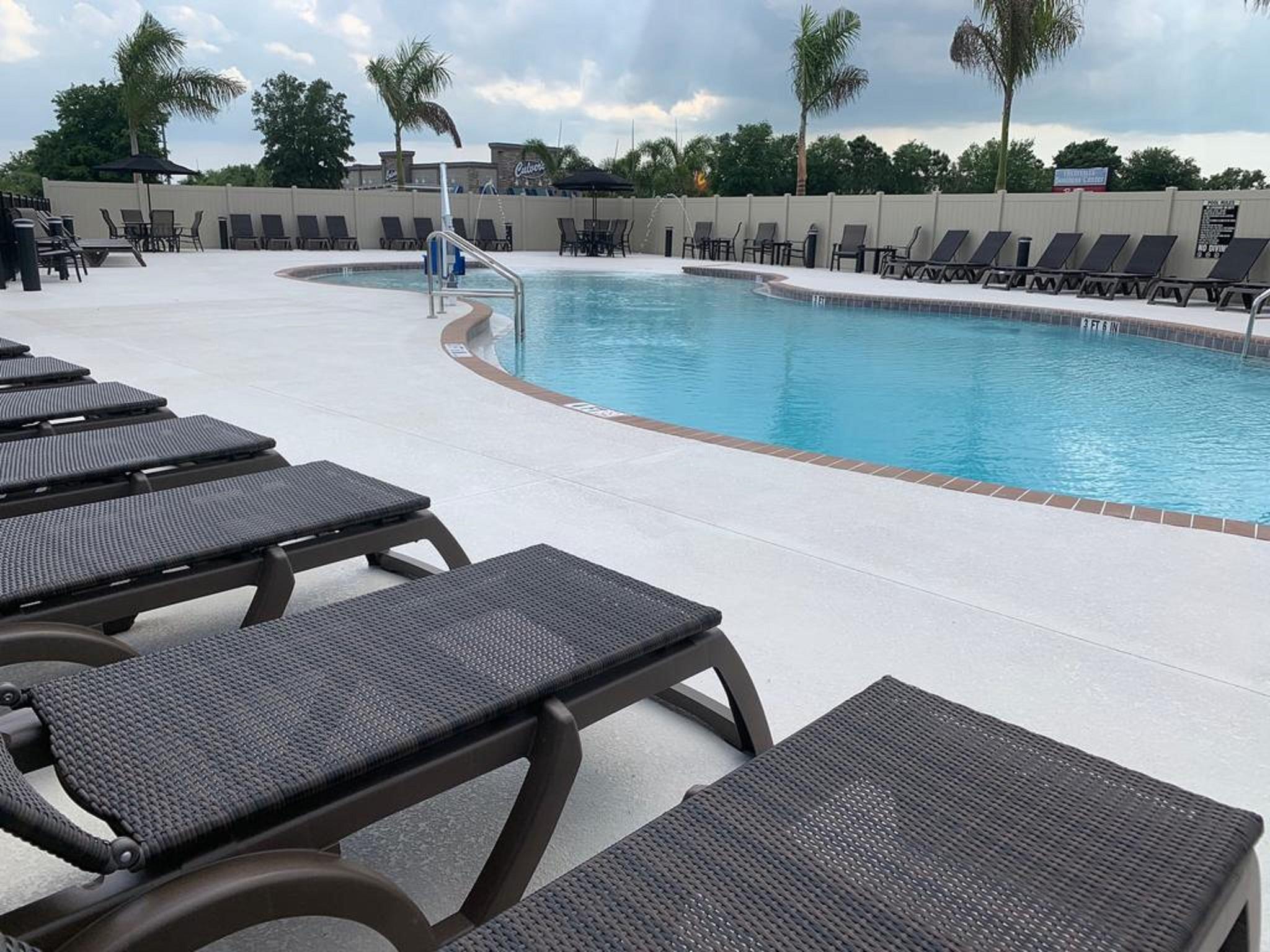 Magnolia Pointe; Bw Signature Collection Hotel