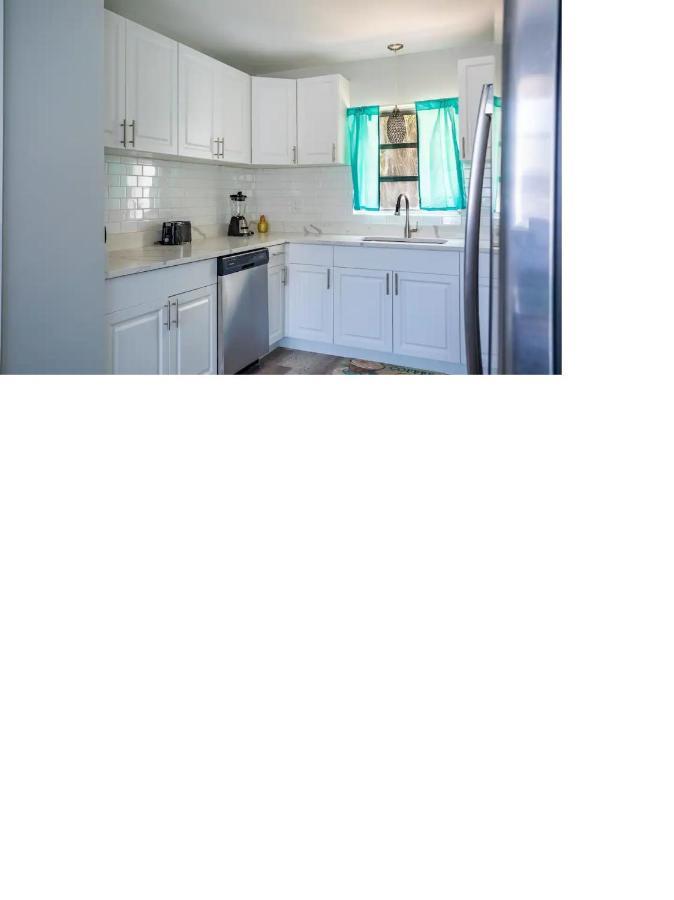 Beautiful 3/2 In Internal Name: 1840 Glengary *