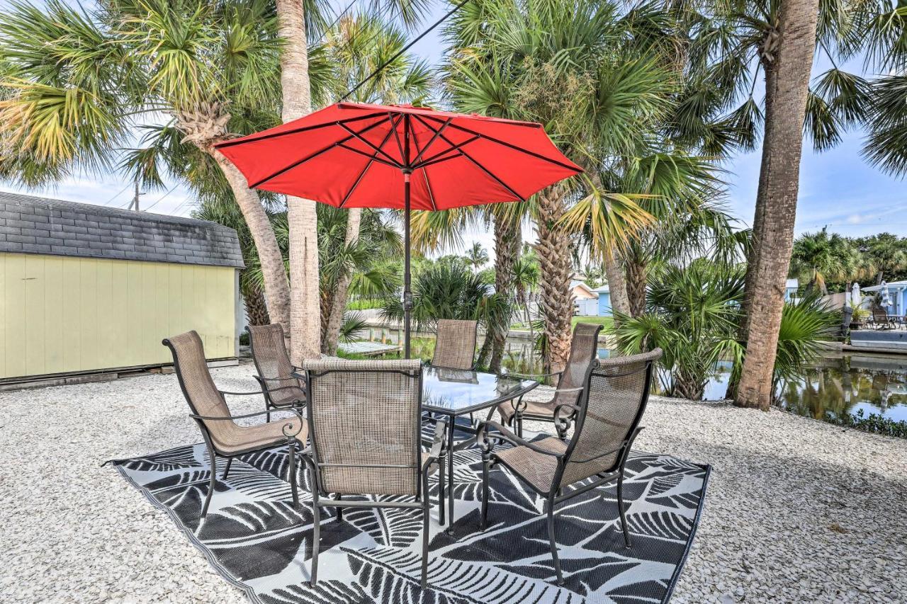 Siesta Key Village Less Than Half Mi To Beach! Holiday home