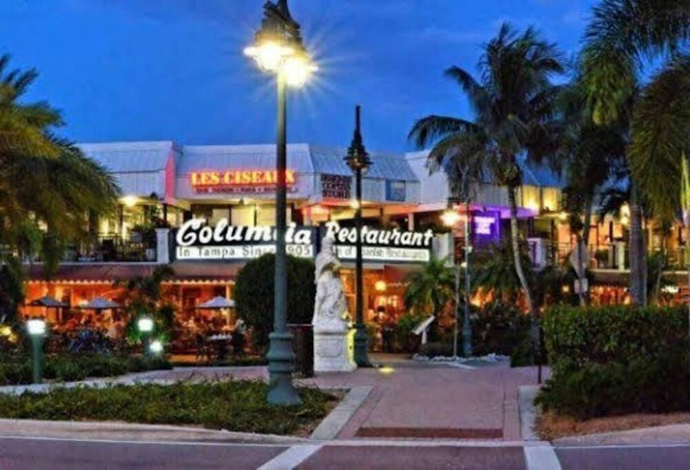 Charming Unit Across From Lido Key Apartment Sarasota