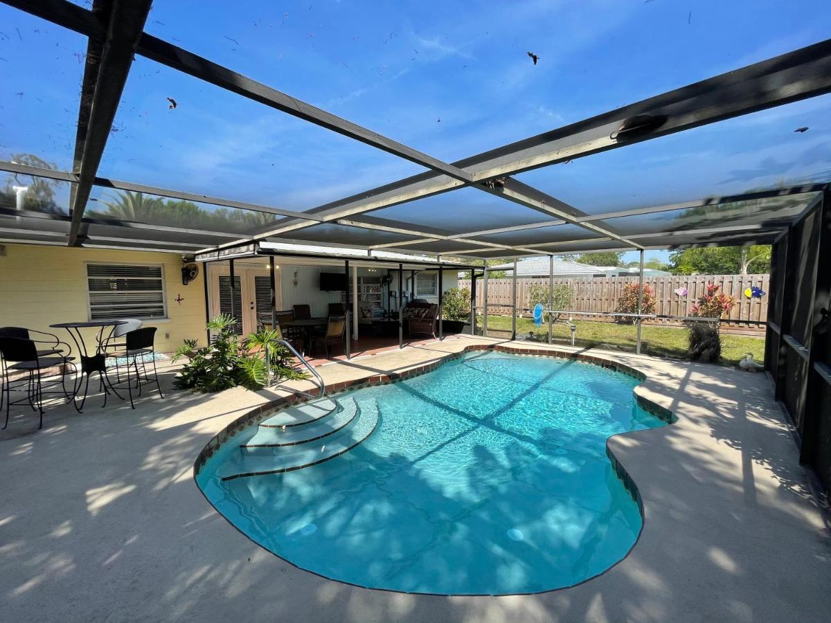 Rowena House 2bd Den 2bth Heated Pool Near Siesta Key Sarasota