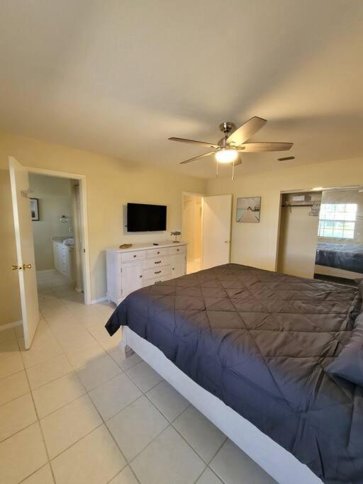 Beachy Duplex Sarasota