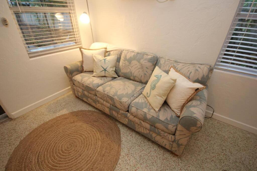 Apartment Cute Lil Oasis On Osprey *