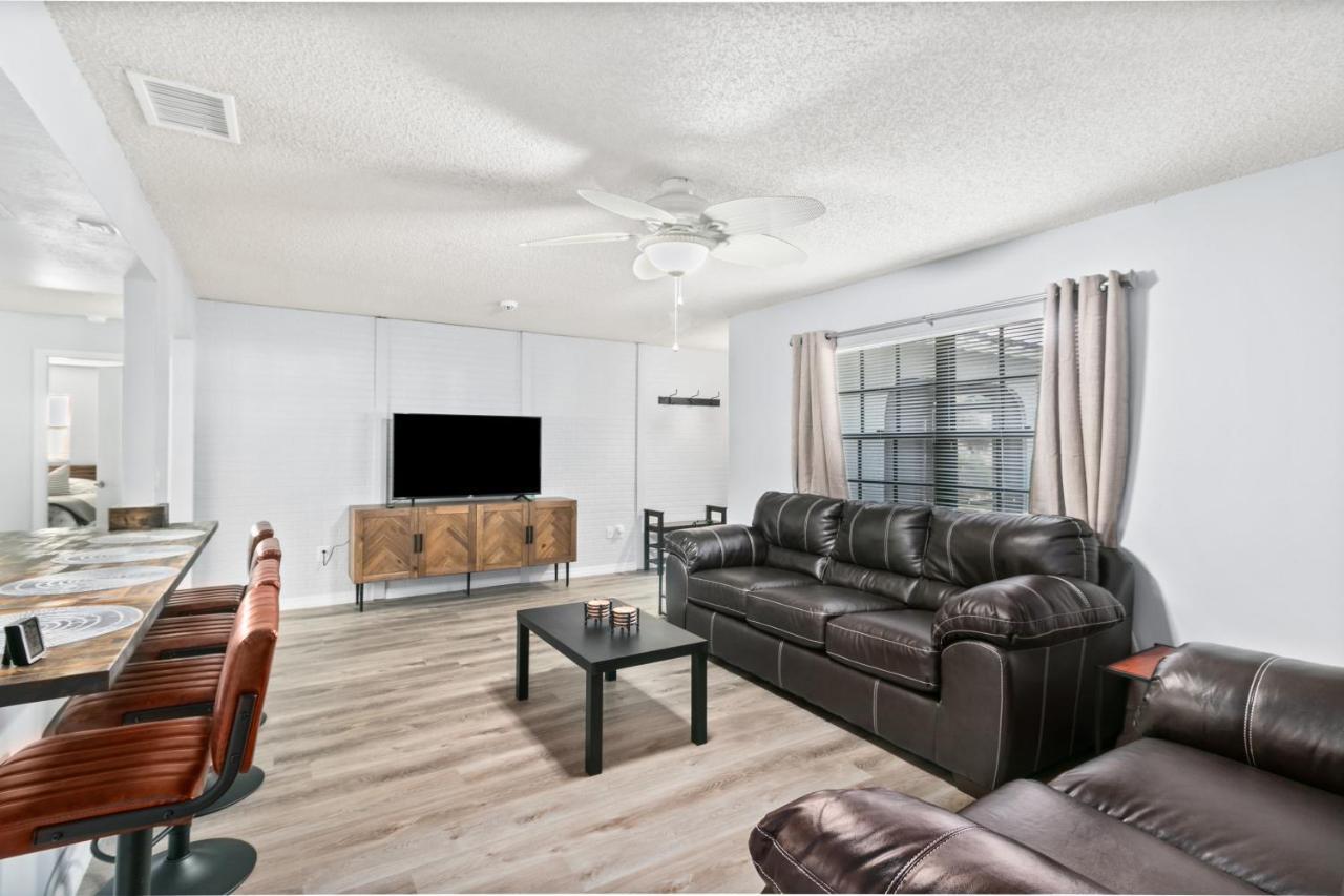 Spacious Modern House. Private Heated Pool And * Sarasota