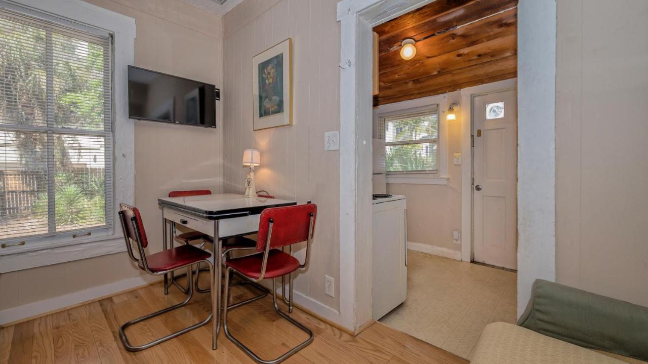 Perfect Downtown Space-walk To Library, Theater