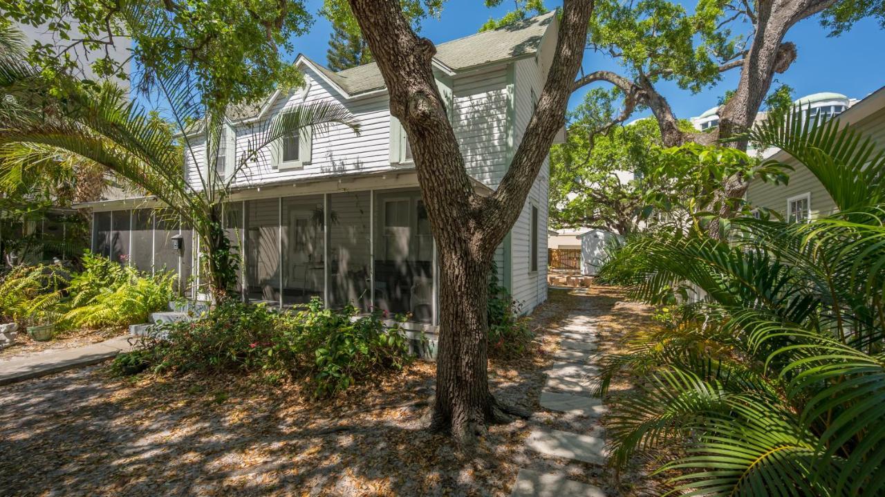 Perfect Downtown Space-walk To Library, Theater Sarasota