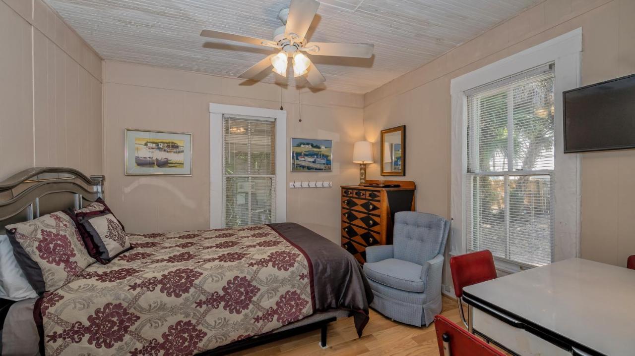 Perfect Downtown Space-walk To Library, Theater Apartment *