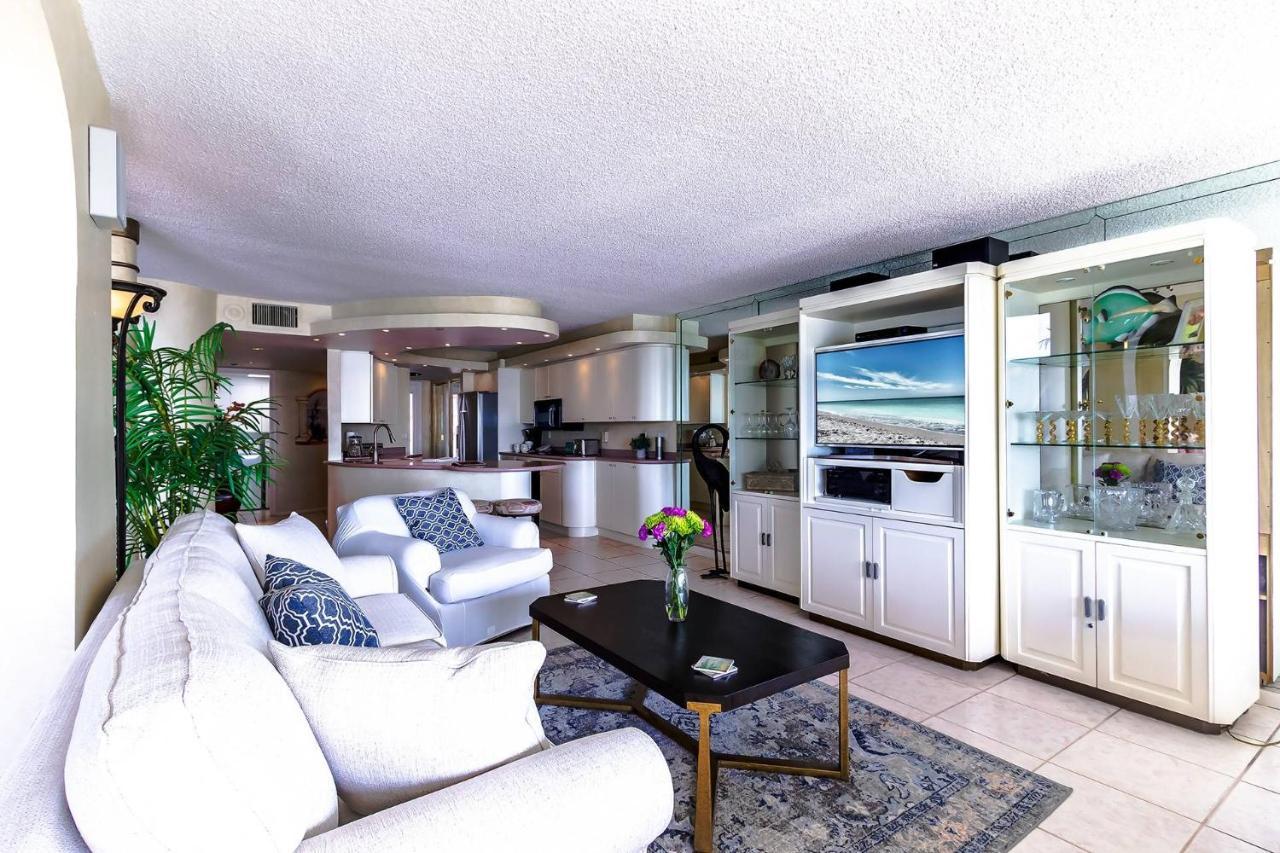 Holiday home Siesta Breakers Penthouse On The