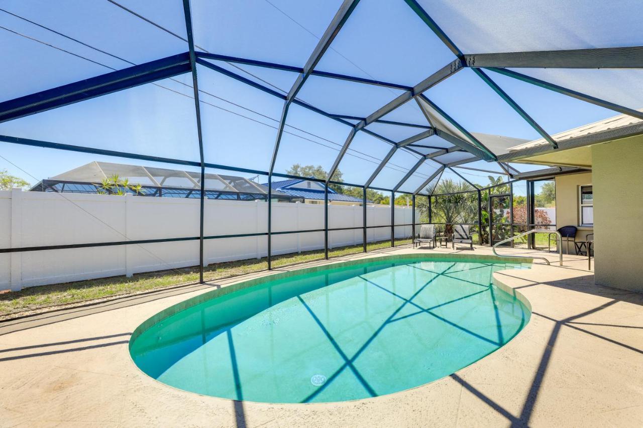 House With Private Pool - 4 Mi To Beach! Holiday home *