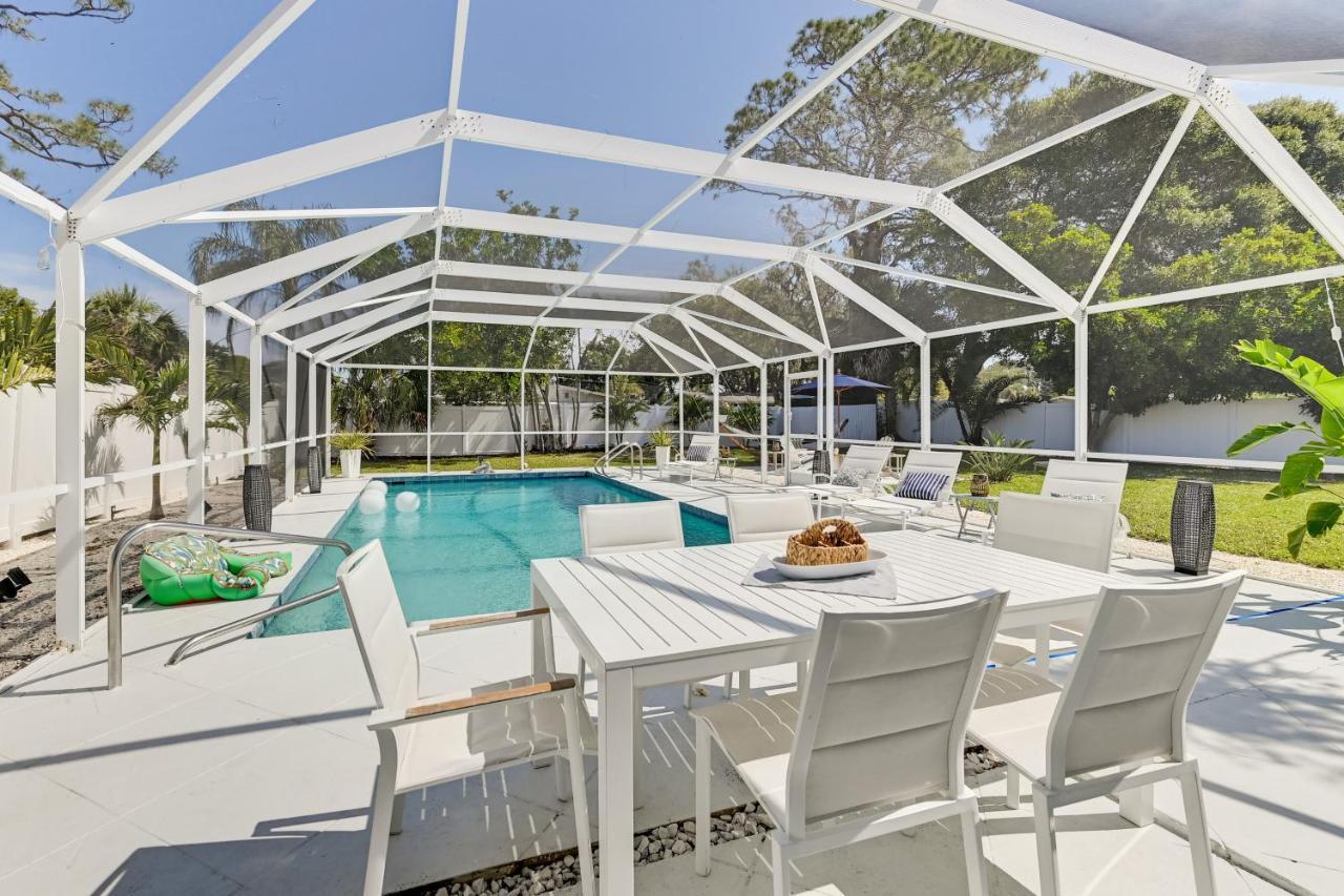 Holiday home Sunny With Pool Near Siesta Key Beach! Sarasota