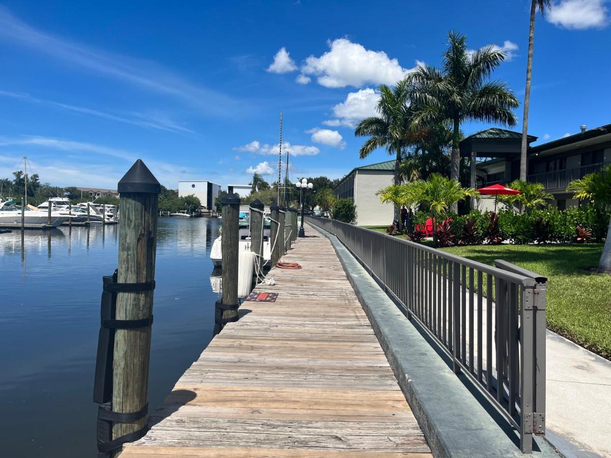 Marina Vibes - Sarasota * South Bradenton