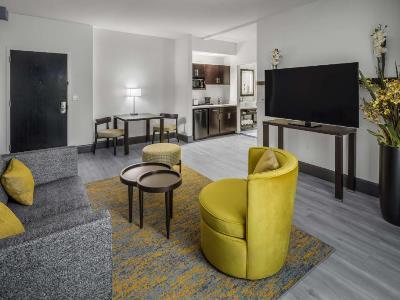 Doubletree By Hilton Sarasota Bradenton Airport Hotel