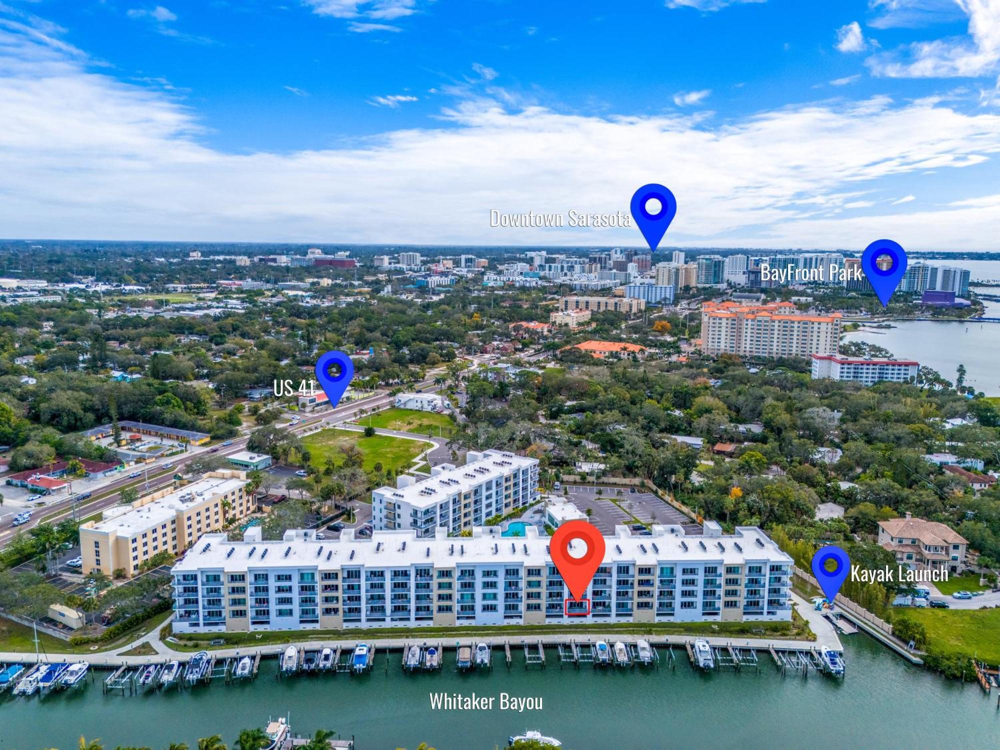 Waterside Retreat: Modern 2br, Mins To & Apartment Sarasota
