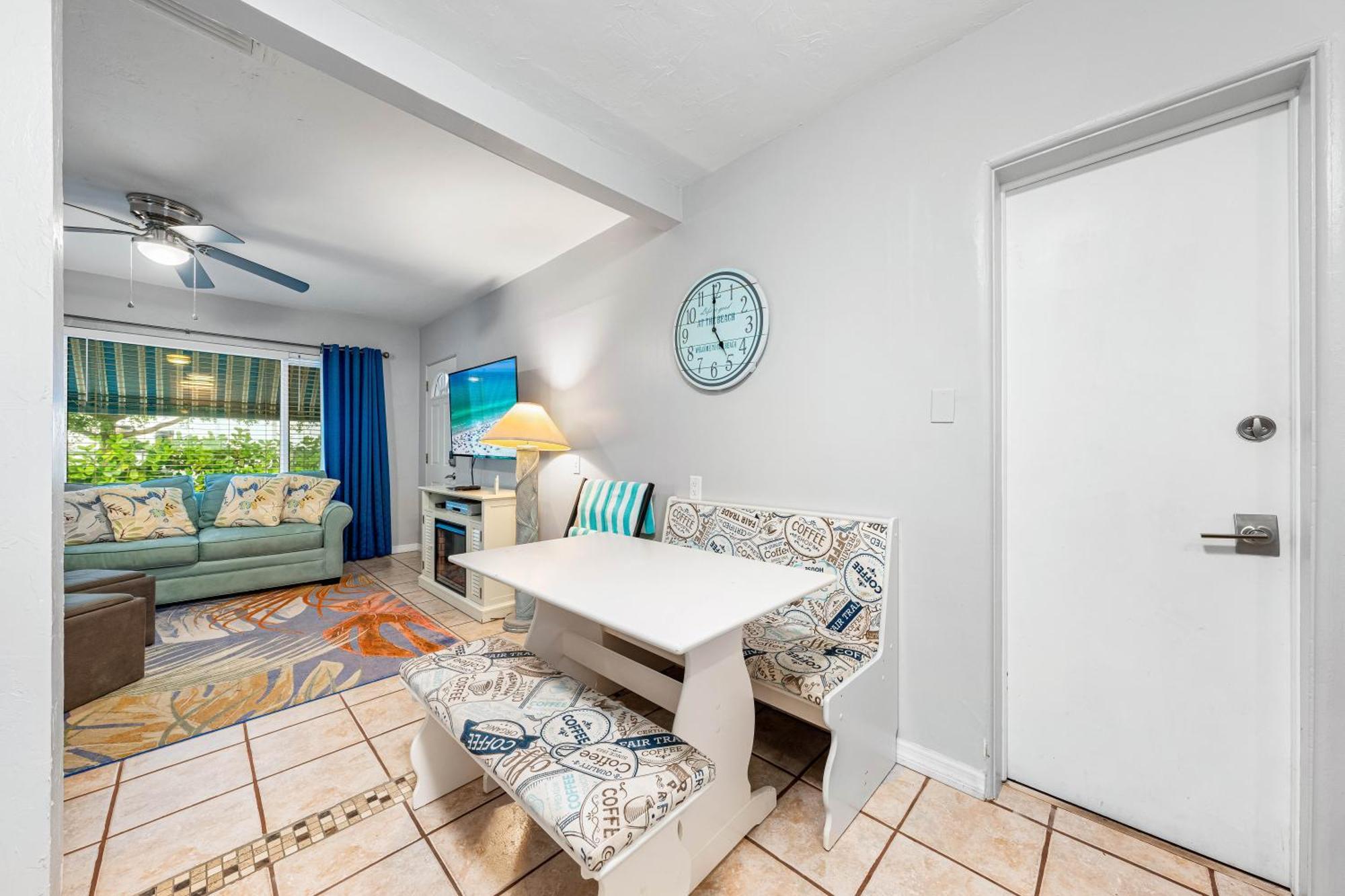 A Hidden Paradise By Beachside Management *