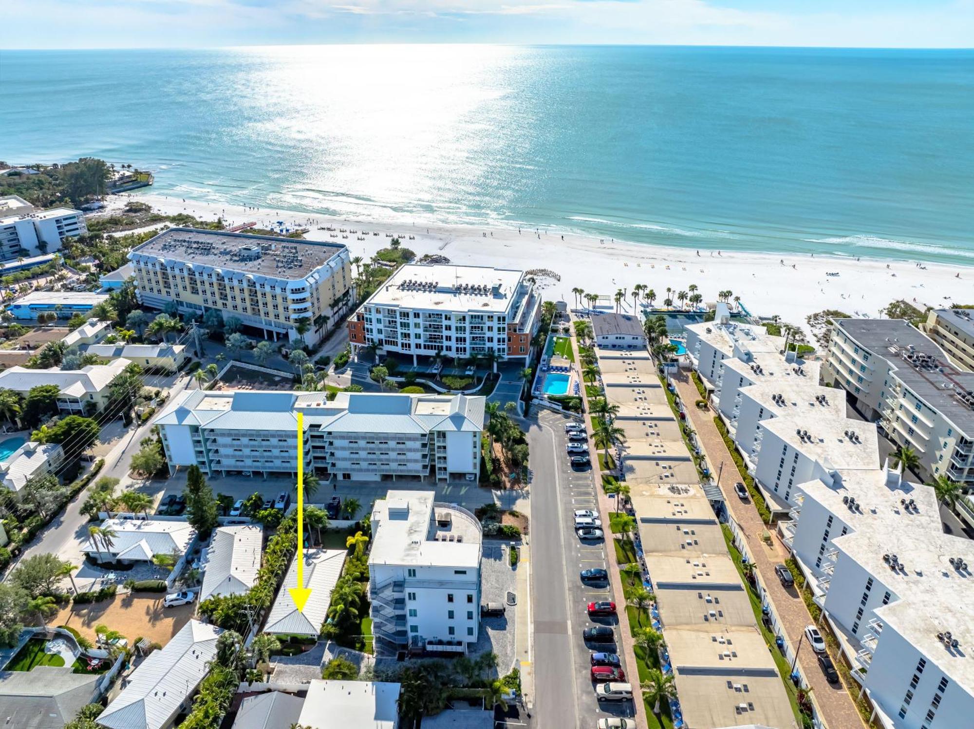 A Hidden Paradise By Beachside Management *