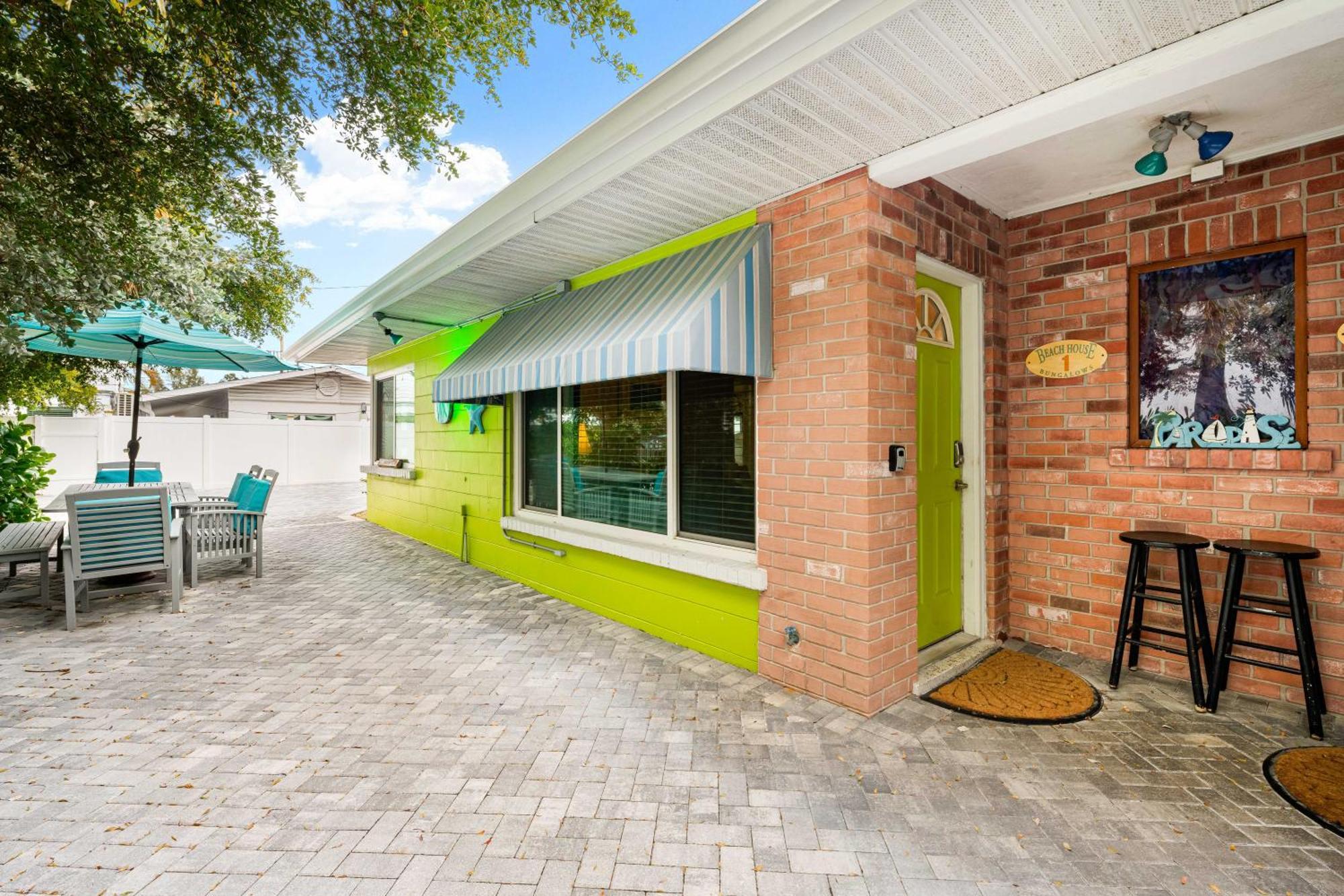 A Hidden Paradise By Beachside Management * Sarasota