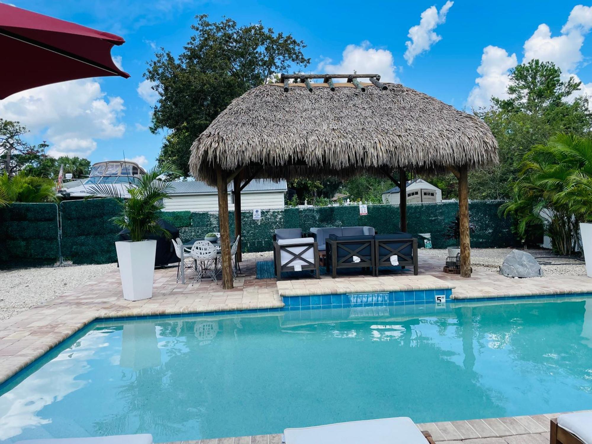 Holiday home Paradise Heated Pool Near Img & Siesta Key Sarasota