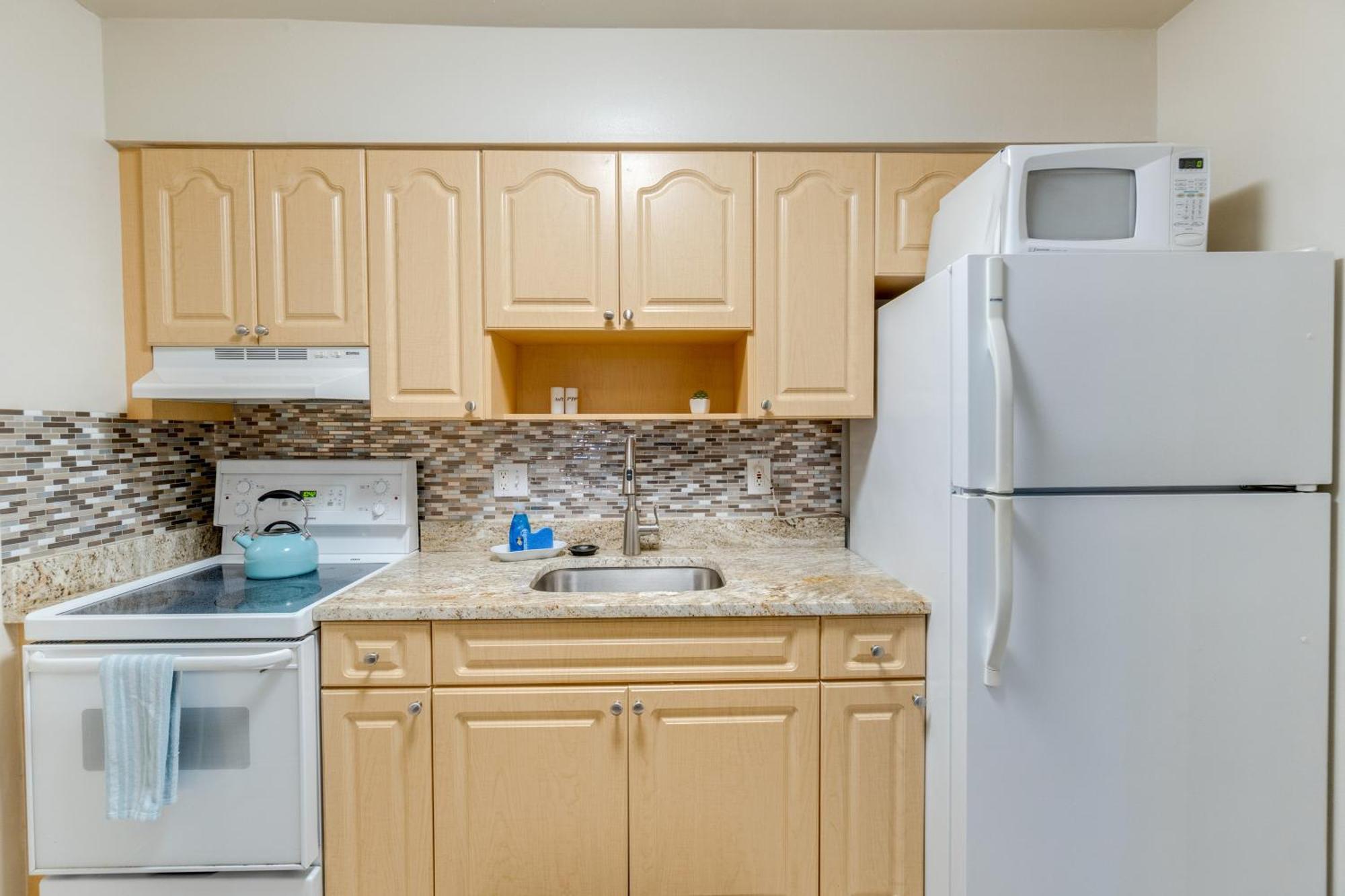 Quaint 4 Mi To Siesta Key Beach! Apartment