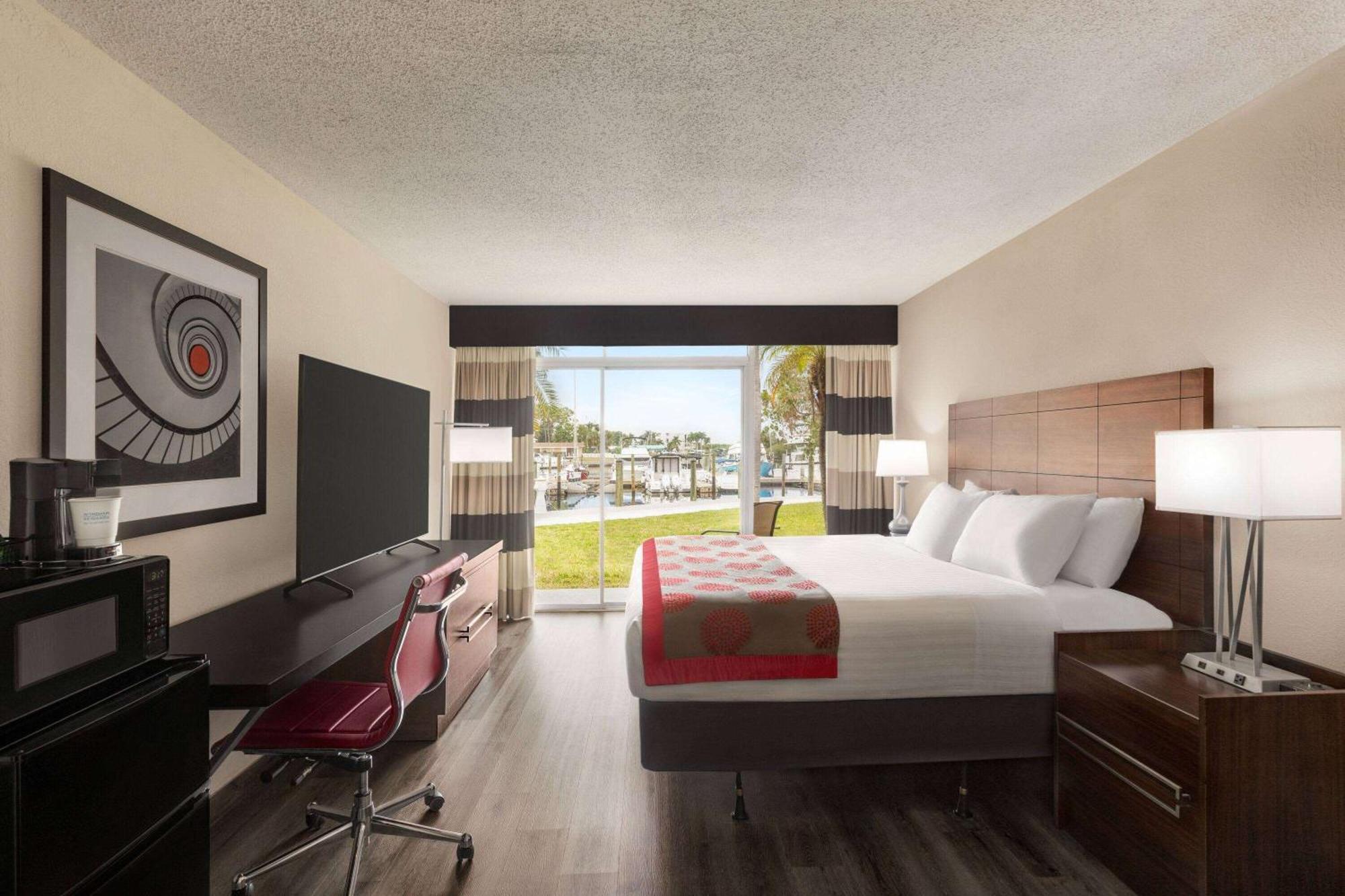 Ramada By Wyndham Sarasota Waterfront