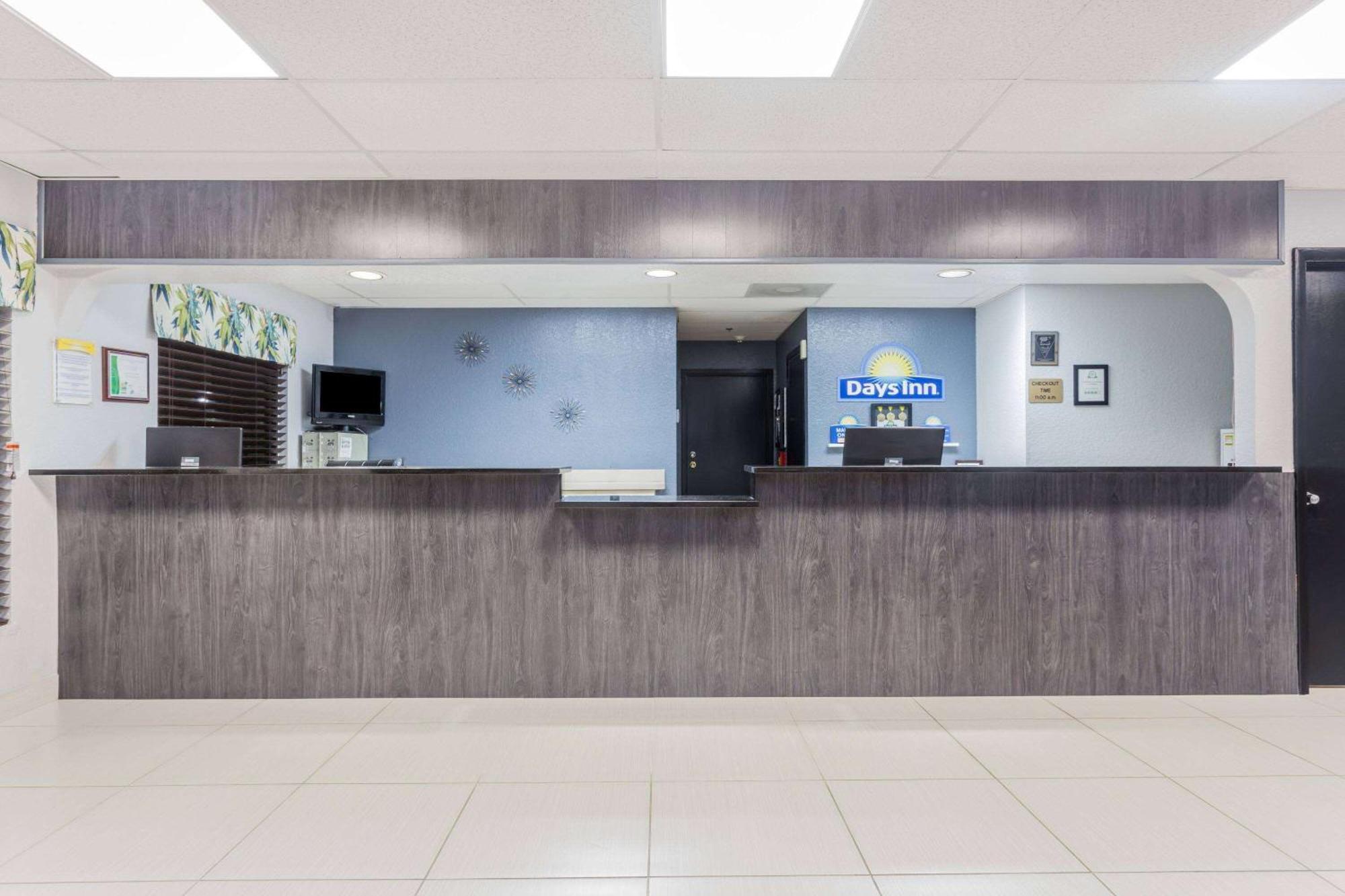 Days By Wyndham Sarasota I-75 * Vamo