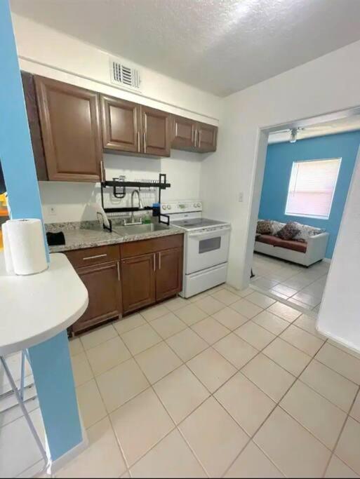 Holiday home Entire By Siesta Key/closed To Downtown Sarasota