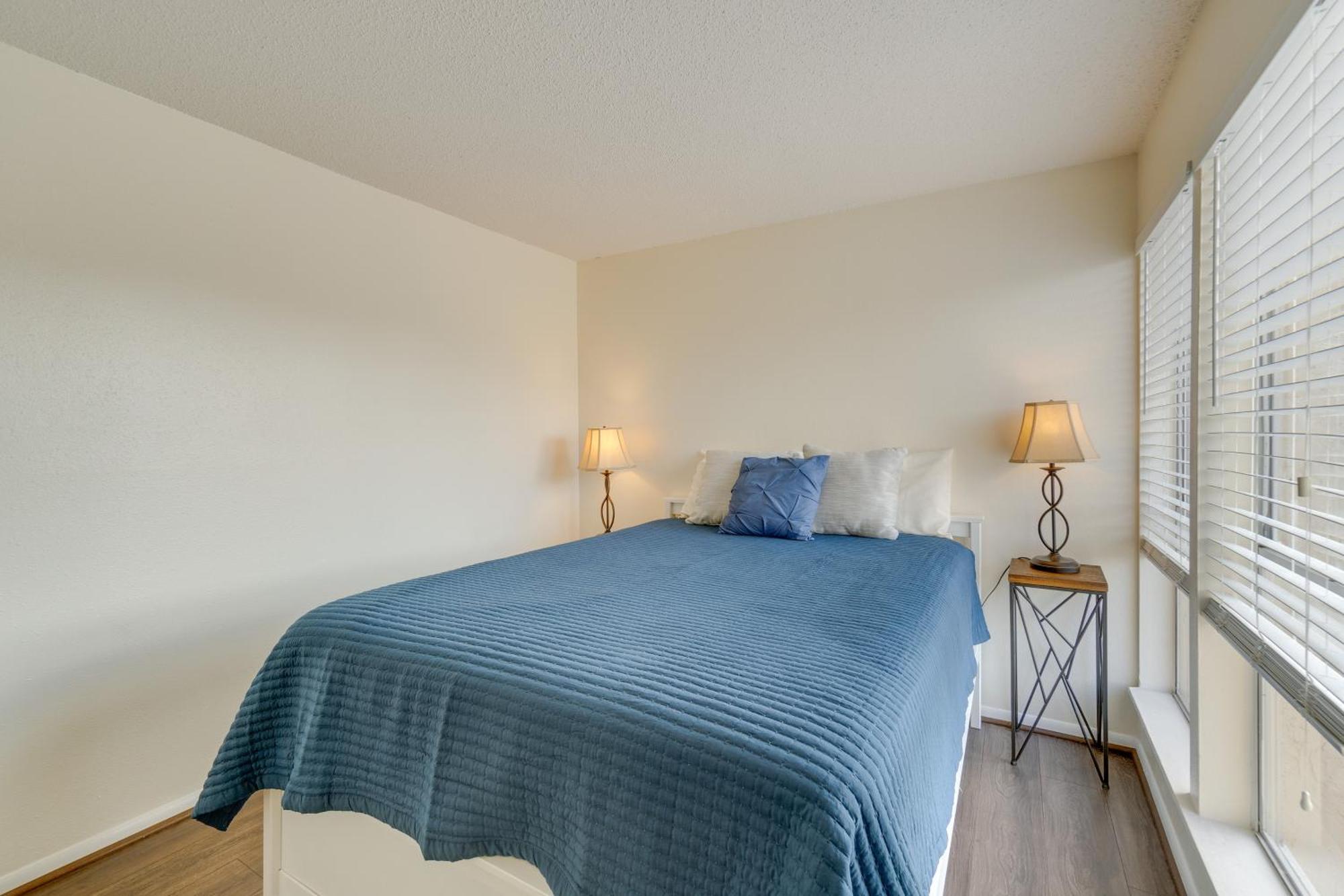 Updated Sienna Park - 4 Miles To Siesta Key! Apartment *
