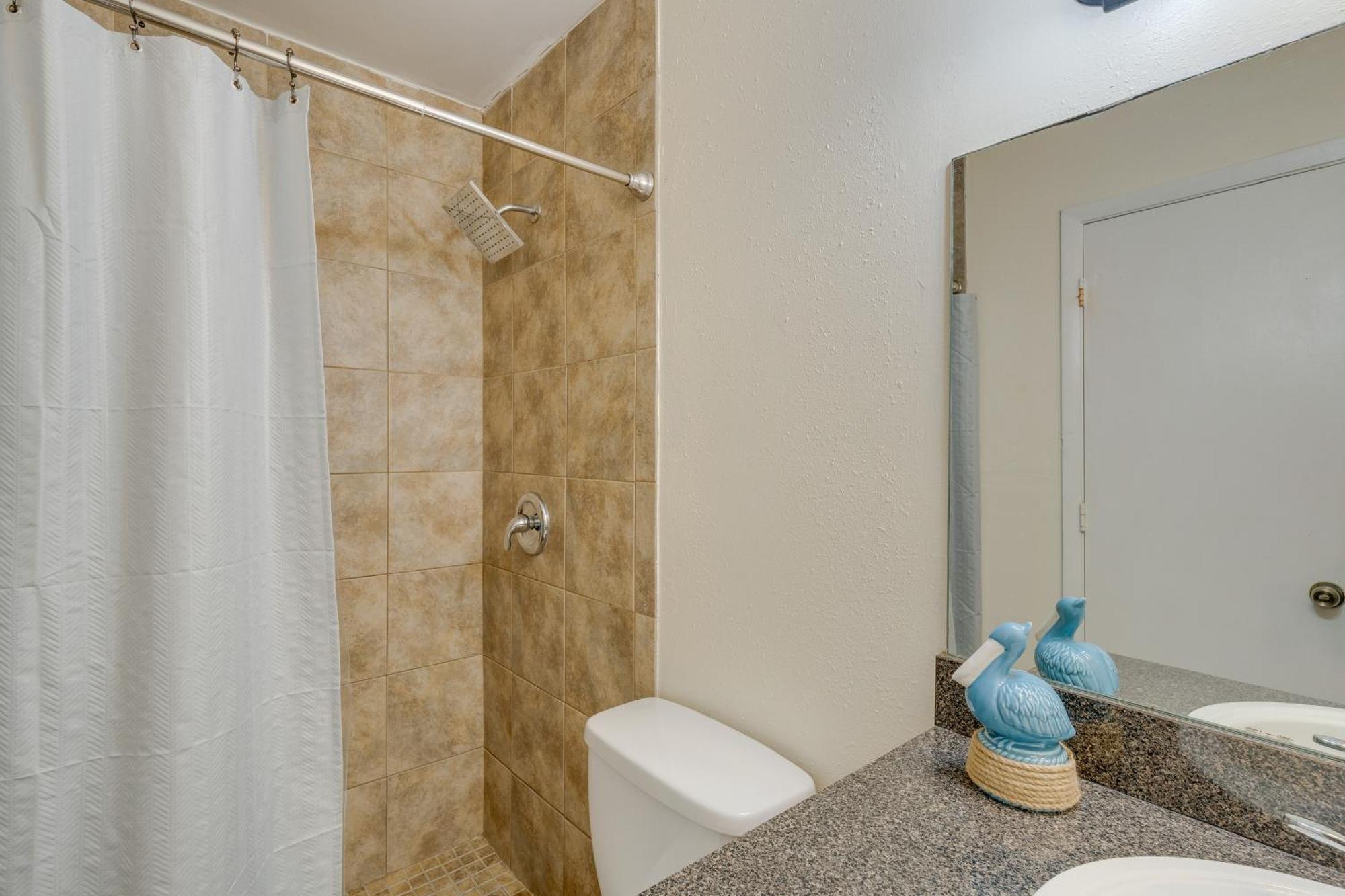 Updated Sienna Park - 4 Miles To Siesta Key! Apartment