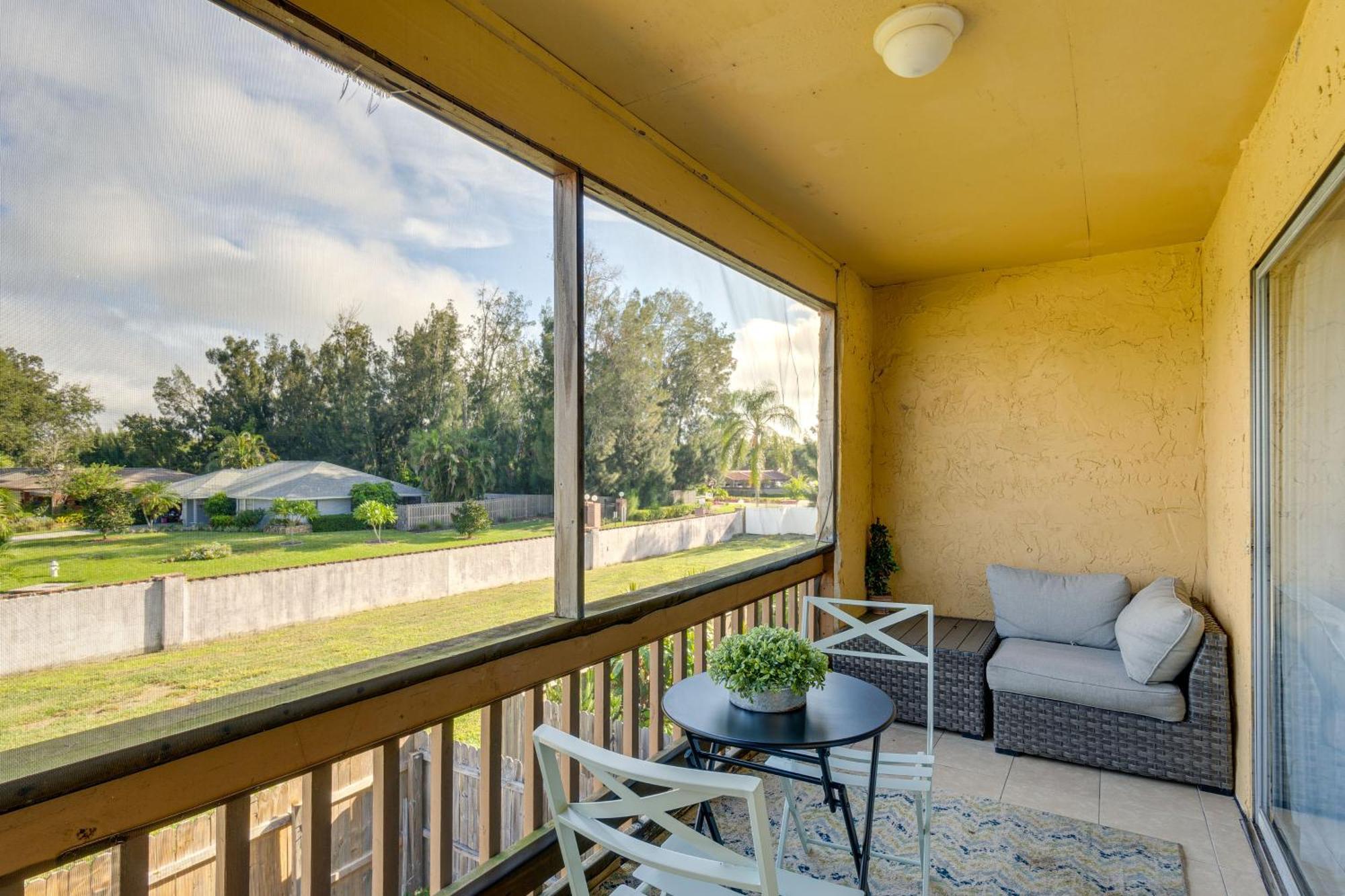 Updated Sienna Park - 4 Miles To Siesta Key! Apartment *