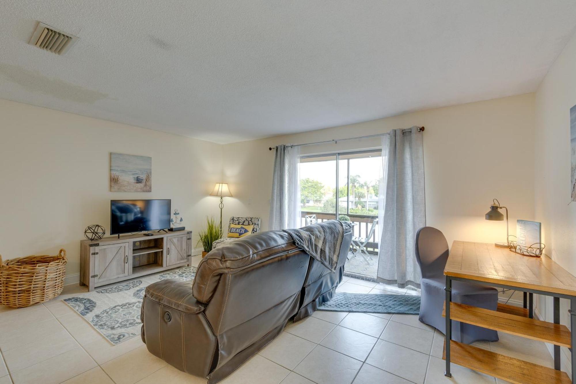 Updated Sienna Park - 4 Miles To Siesta Key! Apartment Sarasota