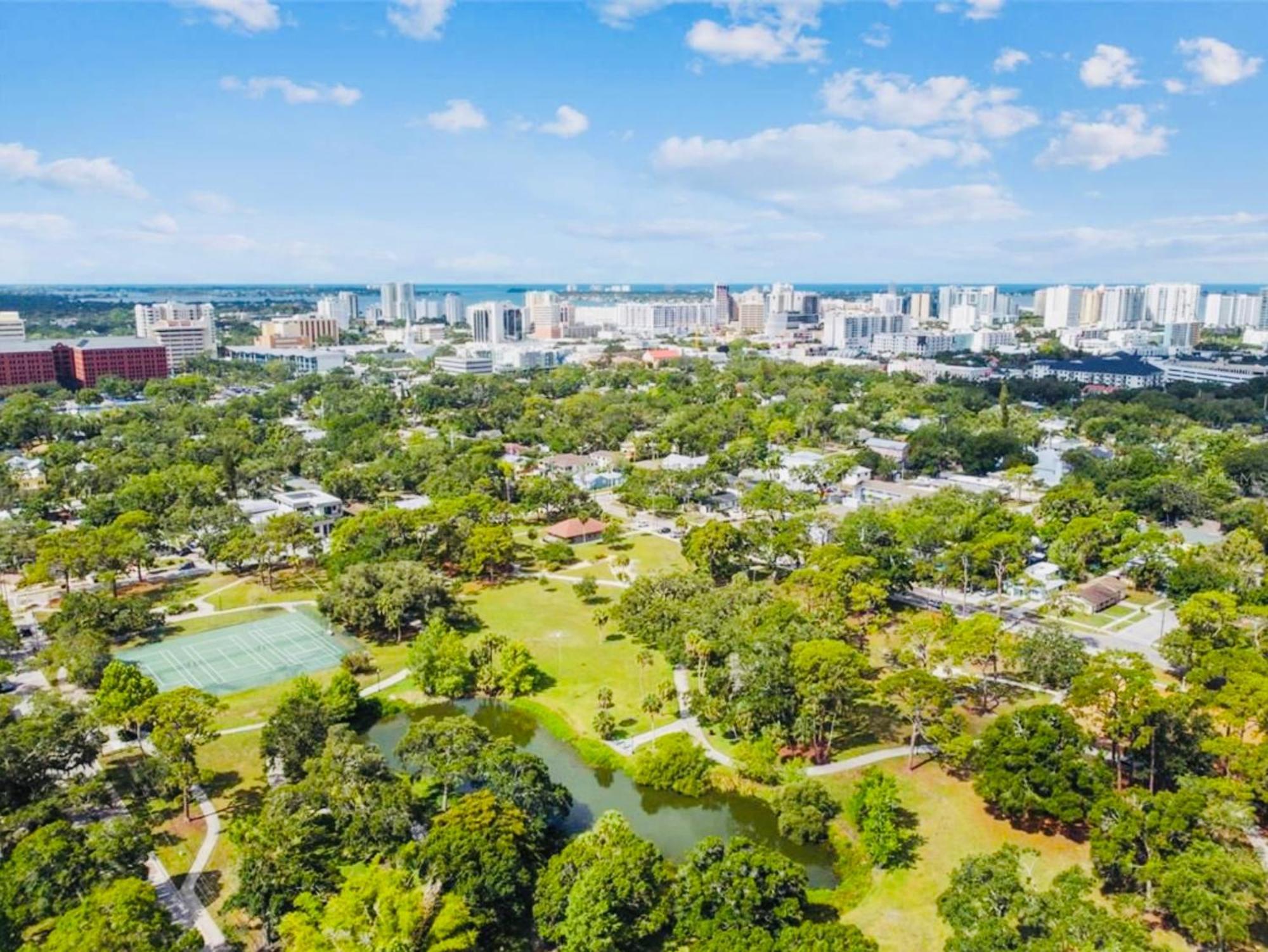 Downtown Pet-friendly @ The Park Home-635 * Sarasota