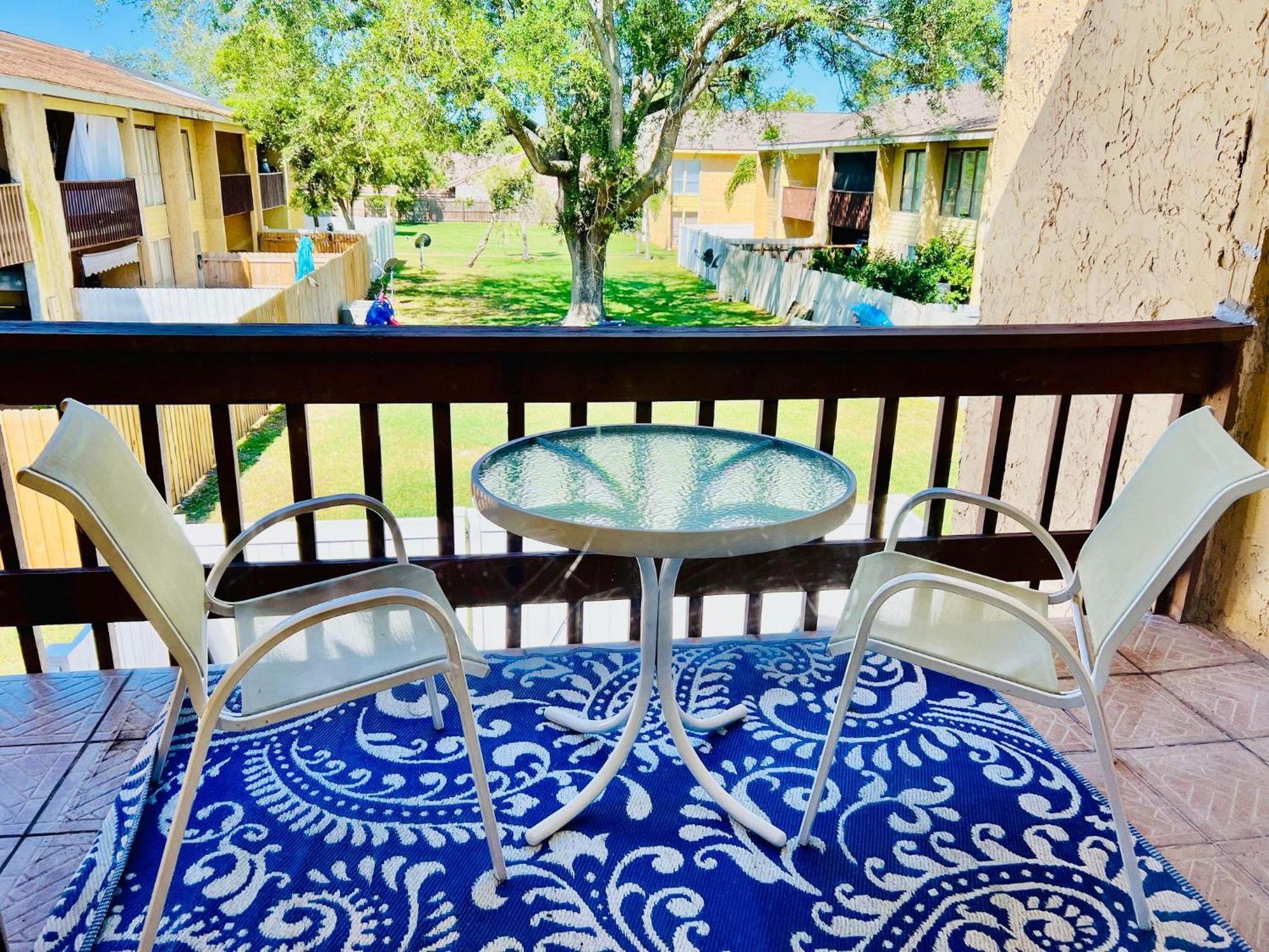 Spacious Close To Siesta