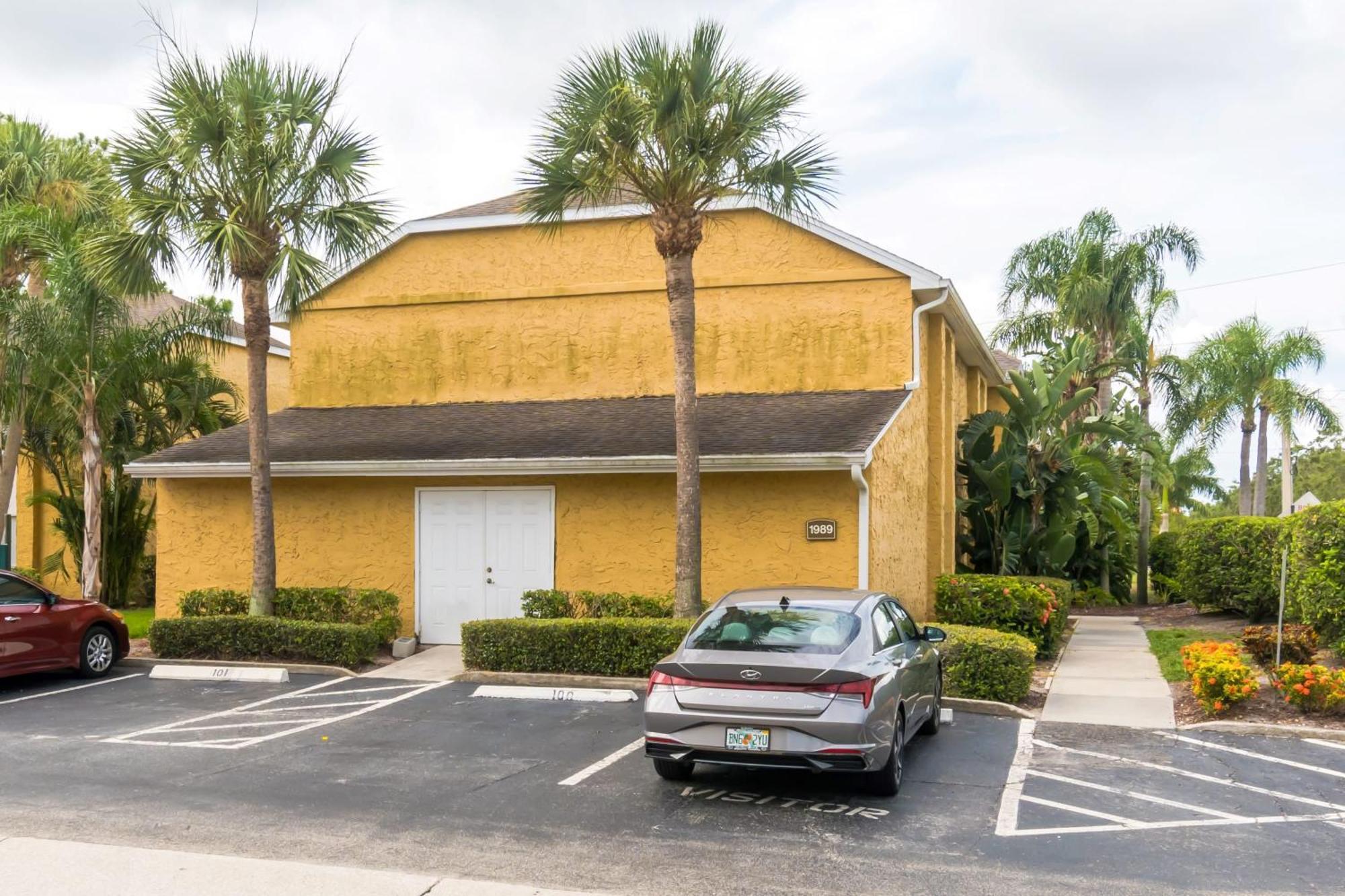 Lovely 3 Bedroom First Floor On Golf Course