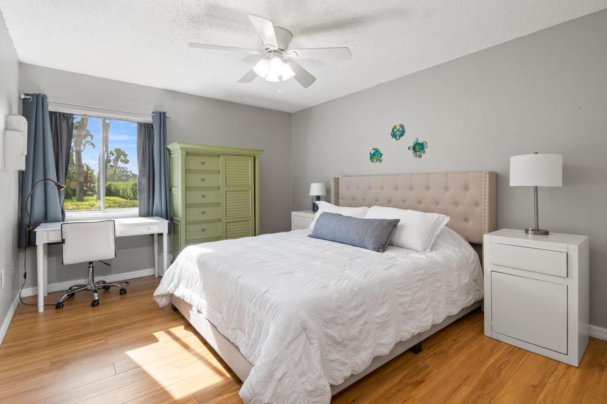 Holiday home Lovely 3 Bedroom First Floor On Golf Course Sarasota