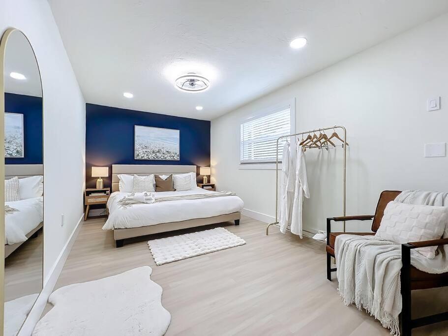 Poolside Paradise Near Siesta Key Holiday home Sarasota