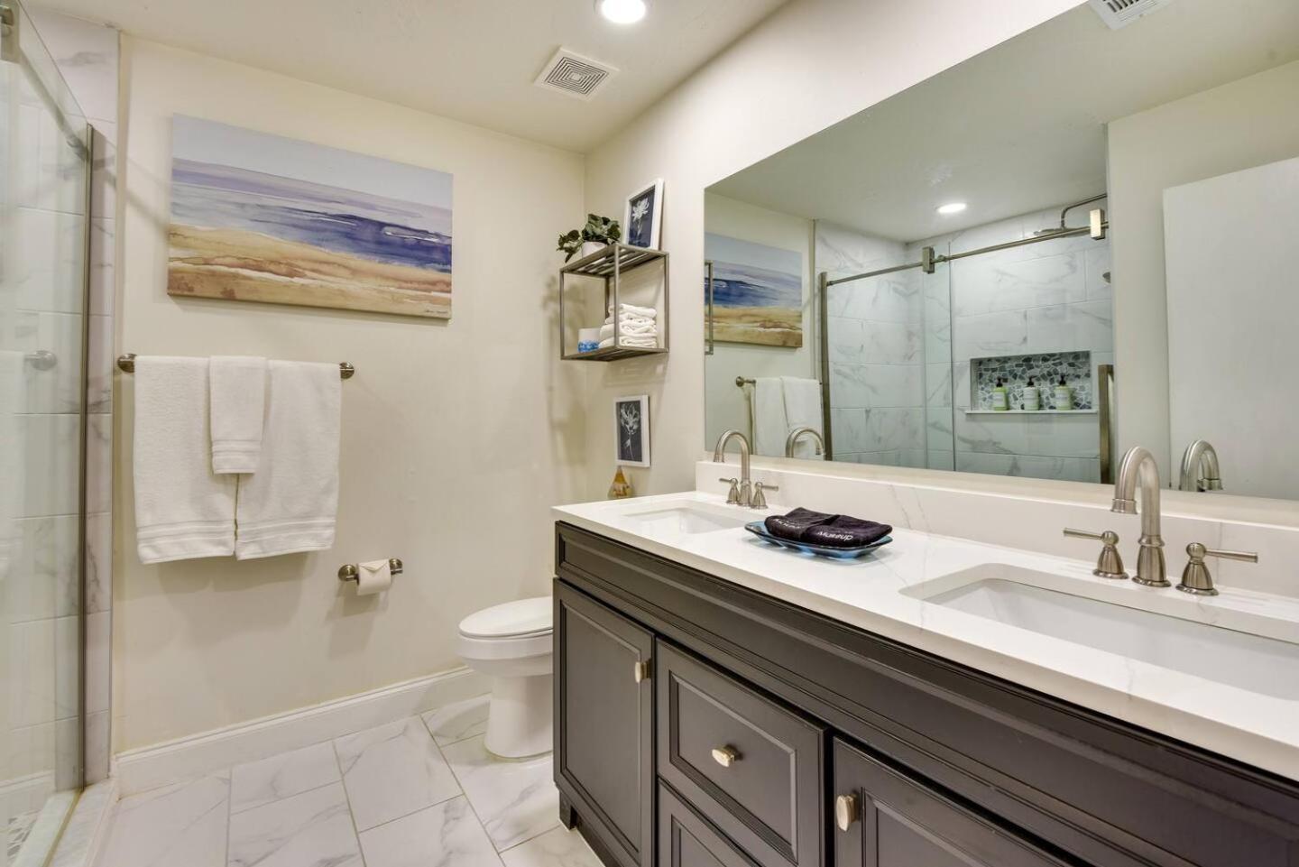 Coconut Cove Mid-long Term Available Walk To Downtown Trolly To Beaches Apartment