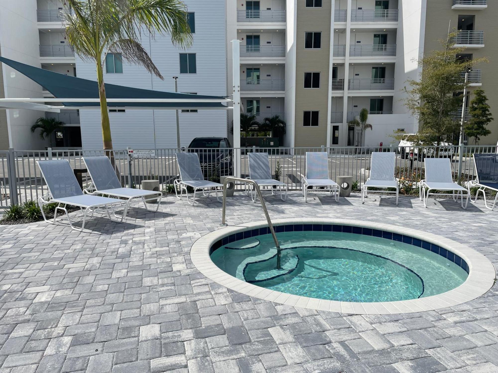 Seahorse 316 Sarasota