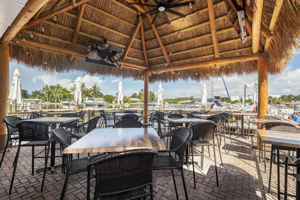 Bay Breeze Aparthotel Sarasota