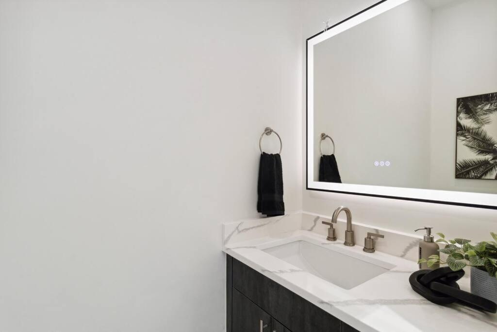 Rosemary District With Patio And In Walking Distance To Downtown And Bay Park * Sarasota