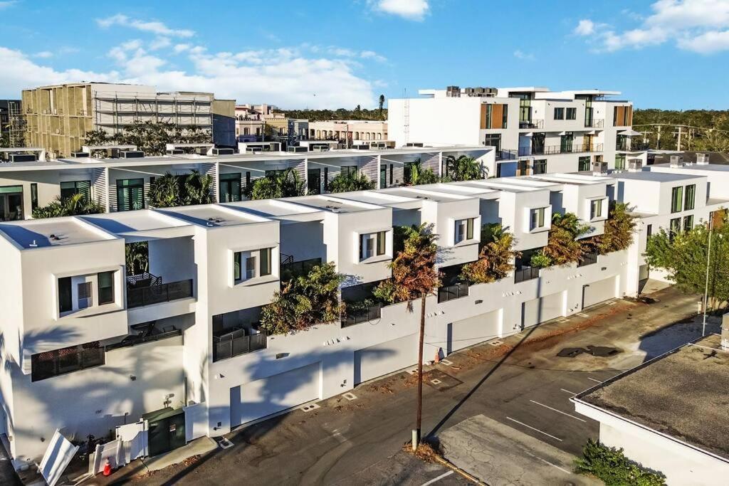 Rosemary District With Patio And In Walking Distance To Downtown And Bay Park *