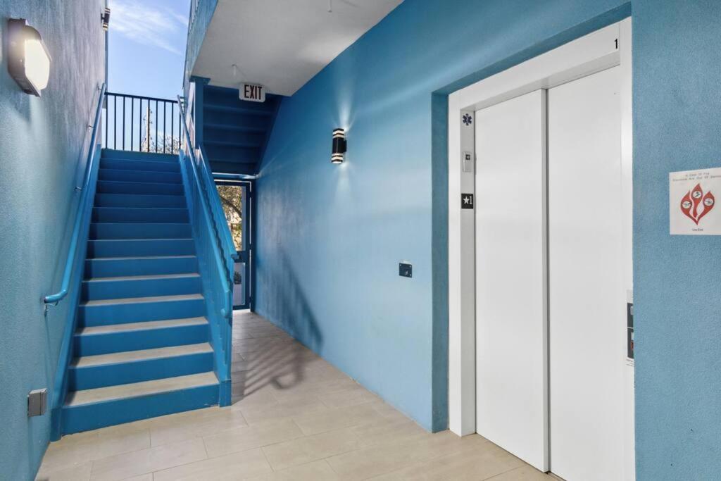 Apartment Rosemary District With Patio And In Walking Distance To Downtown And Bay Park *