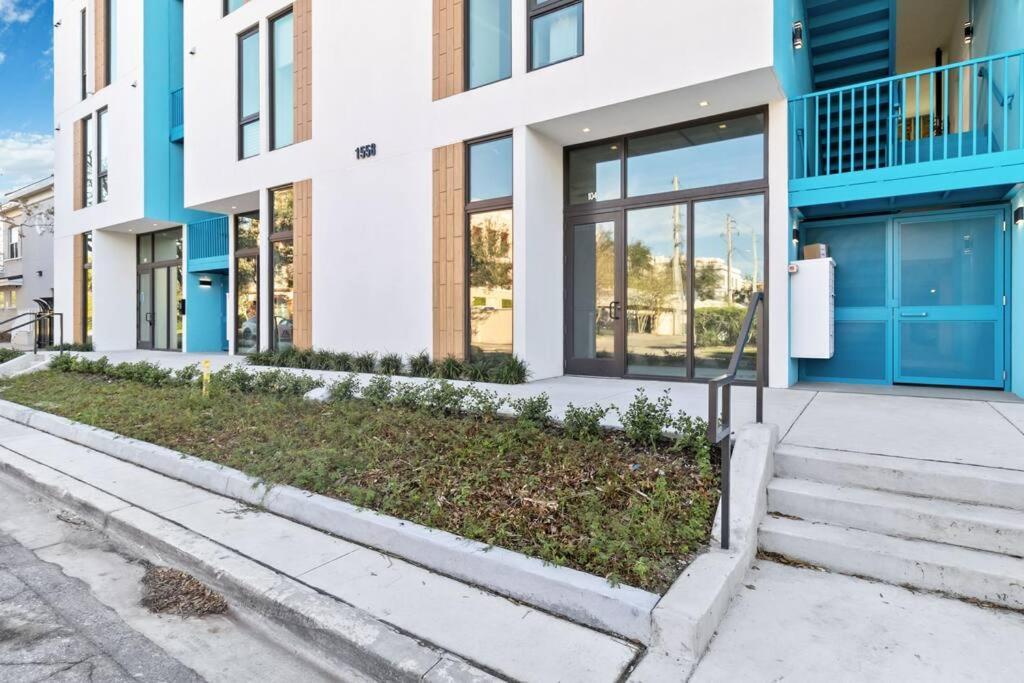 Apartment Rosemary District With Patio And In Walking Distance To Downtown And Bay Park *