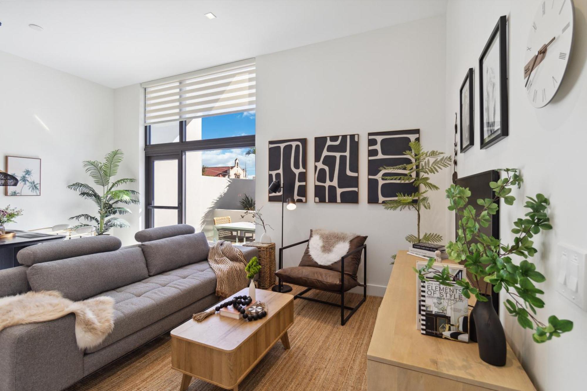 Rosemary District With Patio And In Walking Distance To Downtown And Bay Park Apartment *