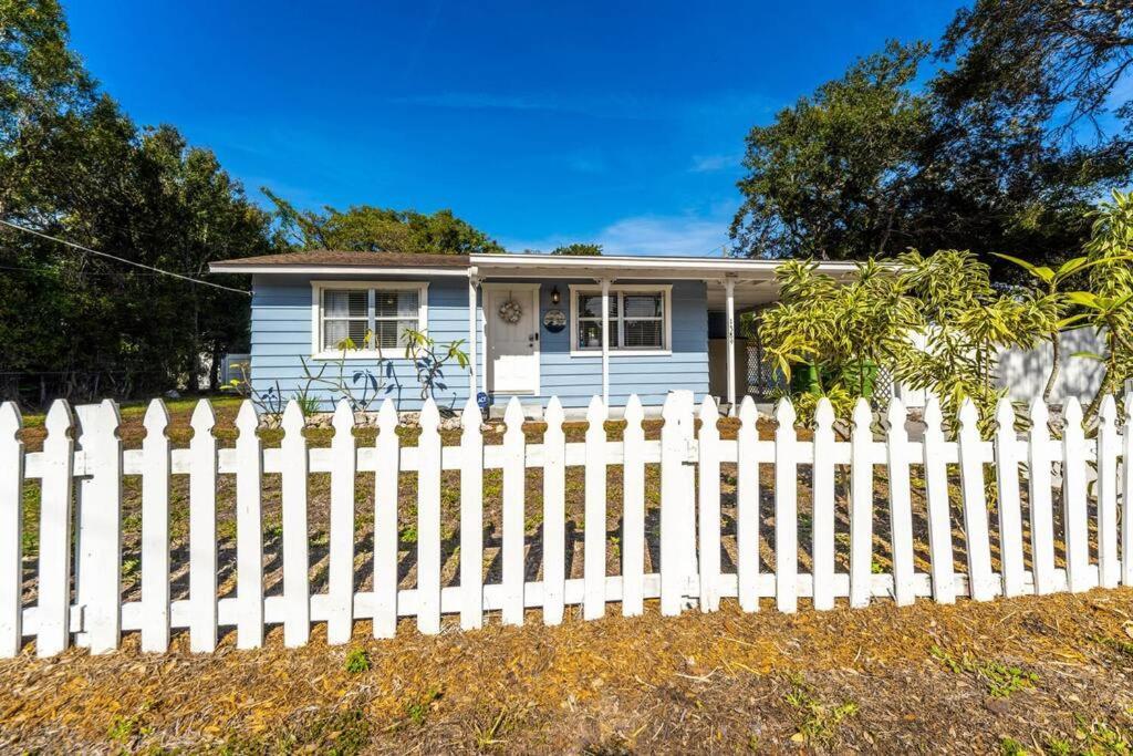 10 Min Lido Key ~coastal Hideout Holiday home